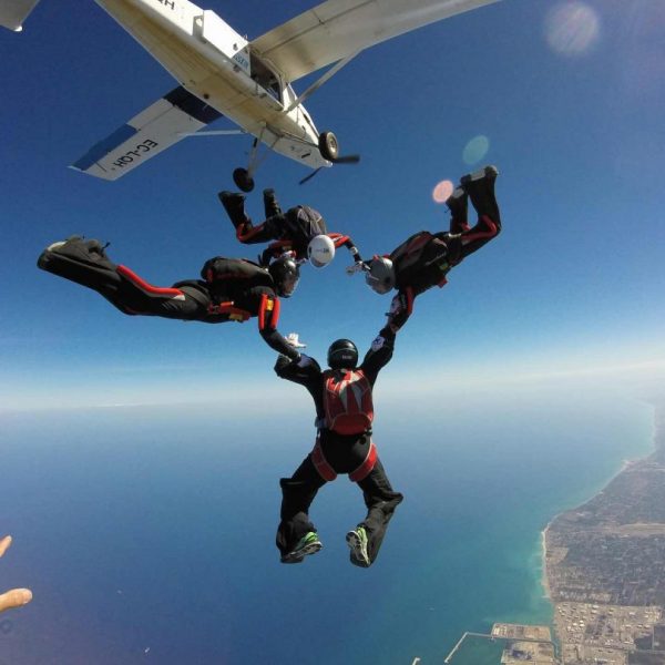 Formation Skydiving Salto de paracaidismo en formación